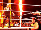 WWE送葬者遭卫盾围攻？