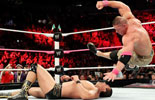 塞纳 vs 德·里奥《WWE2013地狱牢笼大赛》