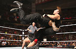 朋克 vs 卫盾《WWE2013TLC》