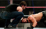 安布罗斯 vs 罗林斯《WWE2014地狱牢笼》