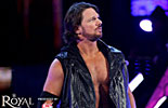 AJ·斯泰尔斯之前的摔角图片《WWE2016皇家大战》