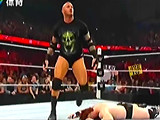 【中文解说】WWE毒蛇兰迪奥尔顿强势回归揍鲨鱼！罗曼雷恩斯vs希莫斯(2016.03.